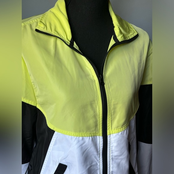 MTA sport windbreaker jacket size large - Picture 2 of 6
